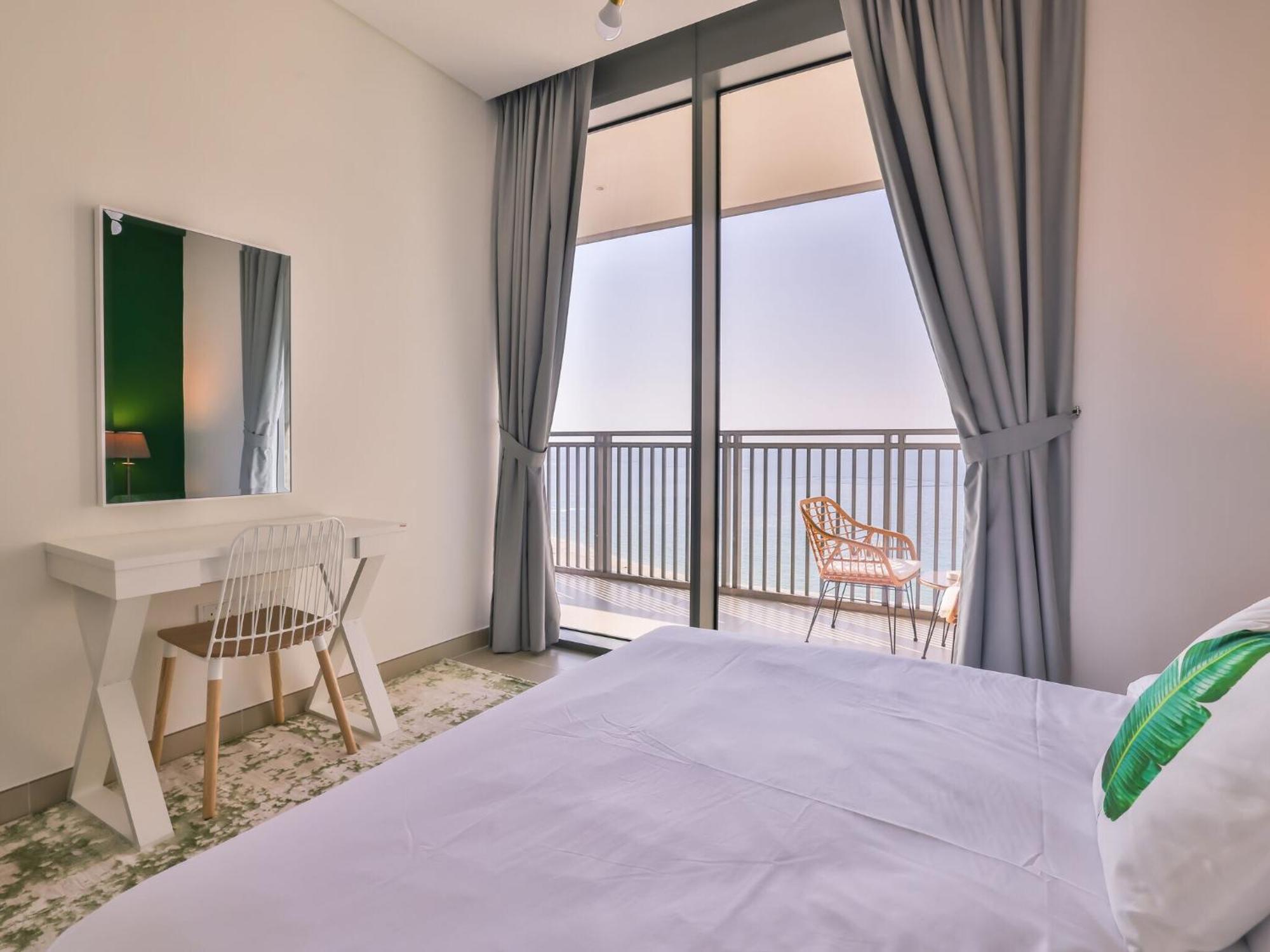 Luxurious Apartments Dubai Marina Views Pool Gym By Sojo Stay エクステリア 写真